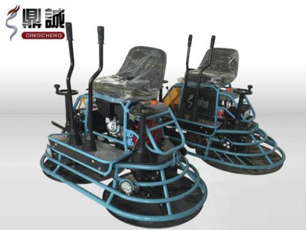 點(diǎn)擊查看詳細(xì)信息<br>標(biāo)題：雙盤(pán)駕駛式抹光機(jī) 閱讀次數(shù)：13075